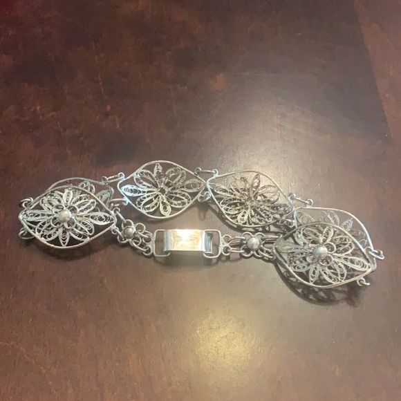 2/$40 👸🏻 Vintage Ornate Bracelet 🖤 - Picture 5 of 10